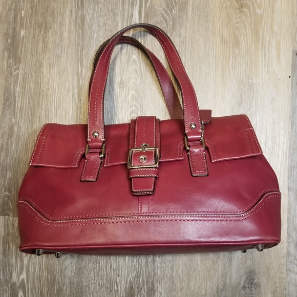 COACH PURSE - Picture 1 of 5